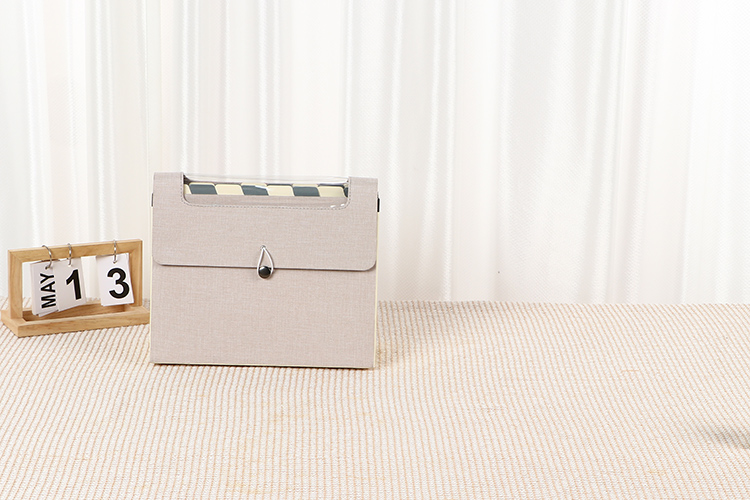 Accordion Folders