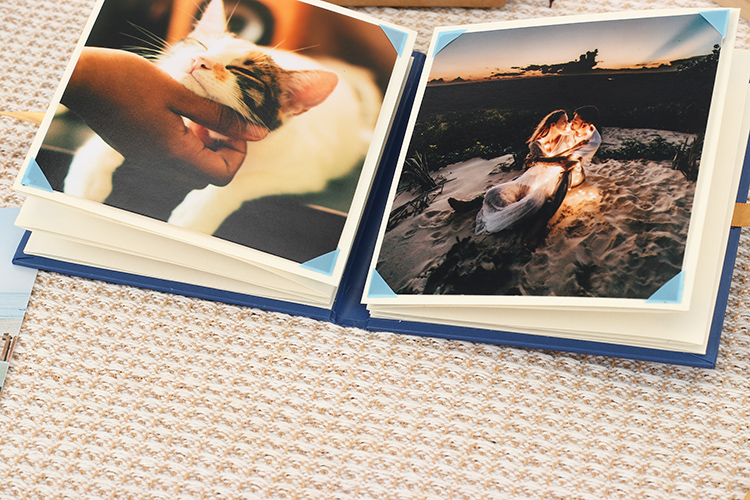 how to make a photo album with construction paper