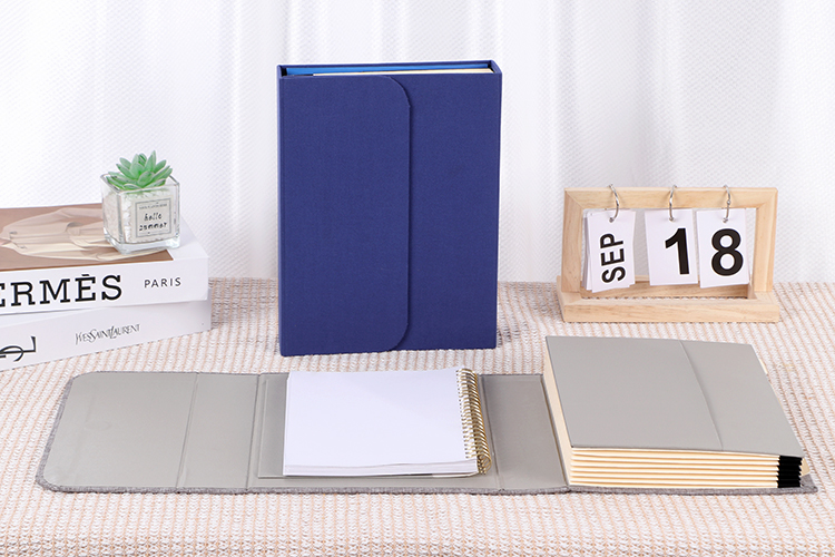 Expanding File Folder